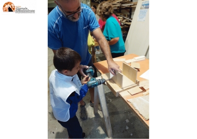 Montesilvano, laboratorio per costruire giocattoli di legno al centro Miricreo
