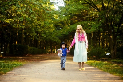 Covid19. Consentito passeggiare con il figlio. No Jogging