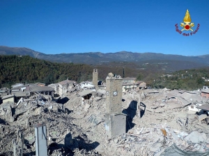 Le macerie di Amatrice dopo il terremoto