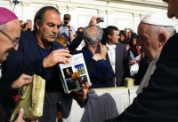 Il di Stefania Di Carlo- Ilio Di Iorio dato a Sua Santità