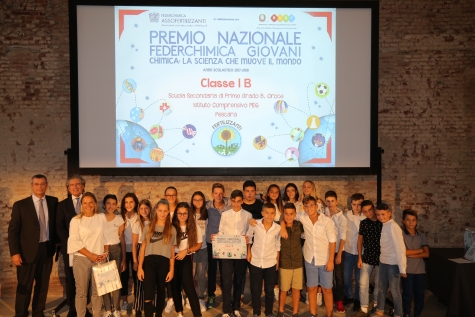Pescara. Scuola Croce vince concorso federchimica