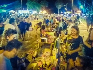 Montesilvano. All'isola dei bambini caccia al tesoro con il metal dector e gadget per tutti della GdF