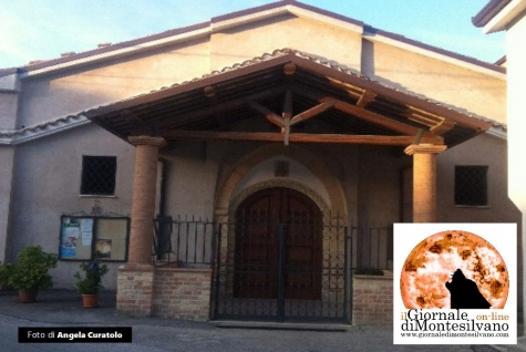 Chiesa di Villa Carmine con il celebre quadro della Madonna con bambino che guarì in passato