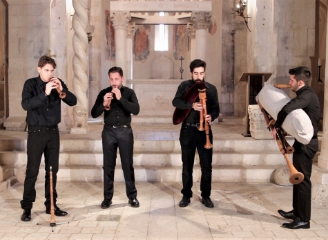 Quartetto Petra furore in Svizzera con Zampogne e ciaramelle