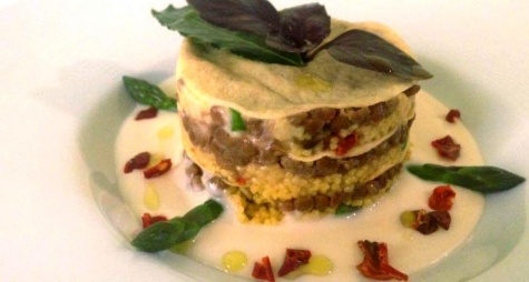 Timballo al cous cous, al centro del film