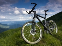 “Cinemambiente Bike Tour”, si parte con un film spagnolo