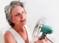Menopausa. Donne accusano sintomi anche tra i 70 e gli 80 anni.