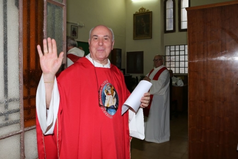 Pianella (PE) Benedizione del Papa per il 50esimo anno di sacerdozio di padre Antonio De Melis