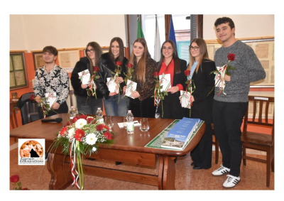 A Villa Santa Maria il Battesimo civico per i neo maggiorenni