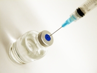 Vaccini, M5S si avvale dell'esperto: smentito legame con autismo.