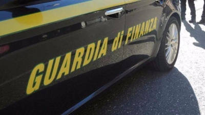 Maxi evasione fiscale. Ricavi da 15mln. Sequestrati beni per un valore di 1.100.000 euro.