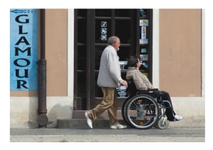 Abruzzo/Covid, Carrozzine determinate chiedono precedenza vaccino per disabilità