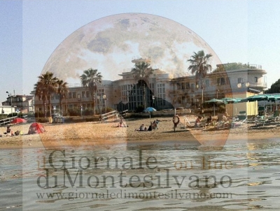 Montesilvano. Addio spiaggia libera? Destinate a beach volley e colonie estive.