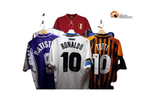 Pescara-Montesilvano, sequestrate 1500 maglie da calcio "Vintage", con i loghi originali di club di Serie A