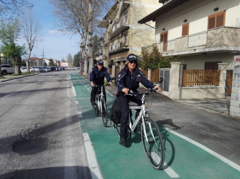 San Giovanni Teatino: Polizia Municipale, pattugliamento in bicicletta