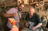 Mastro Tonino conquista la Liguria, Premio Internazionale per “L’uomo di Legno”