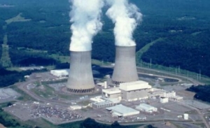 Leningrado/sfiorato disastro nucleare. Panico tra la popolazione, farmacie prese d'assalto per comprare iodio.