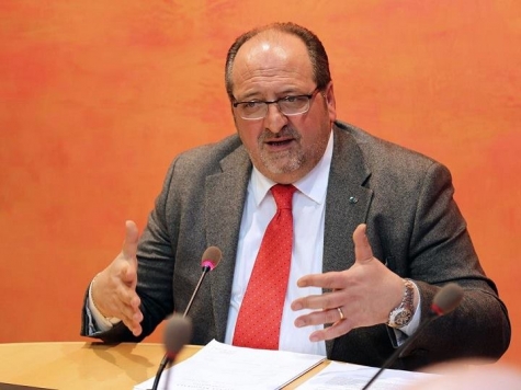 Abruzzo/rifiuti. Piano Regionale. Mazzocca: "Puntiamo alla diffusione dell'economia circolare"