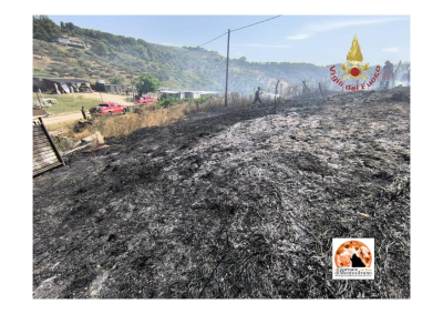 Incendio Cappelle sul Tavo,  Valle Sbraccia: l'intervento Drago 155 del reparto volo VVF di Pescara