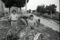  Vita di campagna anni '60 a Fontanelle di Atri