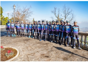 Mountain bike e strada, pedalare per divertirsi: ecco la nuova MKG Cycling Team