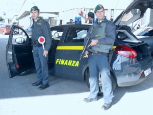 Genova: 3milioni di euro sequestrati ad una famiglia residente nel campo nomadi