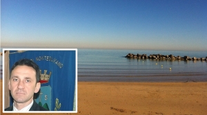 Mare di Montesilvano e l'assessore Fabio Vaccaro