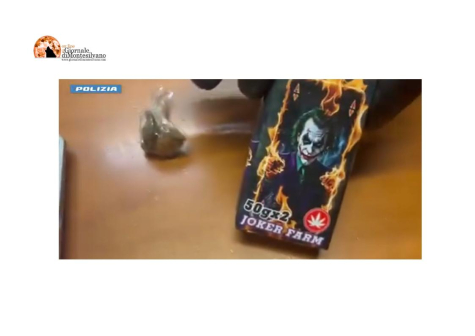 Teramo, hashish nelle figure di Joker. Polizia di Stato: espediente usato per rivolgersi ai più giovani