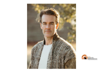 Addio a James David Van Der Beek, ci ha fatto sognare con Dawson Creek.