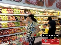 Spesa, fuori tutti dal Supermercato:c'è sciopero