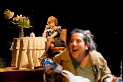 Scena tratta dalla rappresentazione in teatro