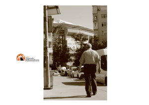 Circuiscono anziano per ingenti somme di denaro. Denunciate tre persone