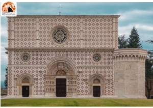 Abruzzo/itinerario Collemaggio. In montagna scompaiono i cartelli: dispetto o scherzo, fa male turismo.