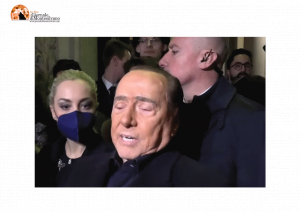 Ucraina/Berlusconi suggerisce: no armi, Zelensky cessa fuoco in Donbass e parte piano Marshal di 9mila dollari.