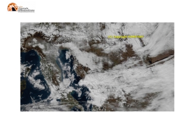 Annuvolamenti e precipitazioni sparse, con venti di Tramontana