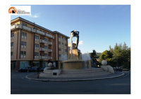 L'Aquila/contraffazione, sequestro di 120 capi di abbigliamento sportivo su una bancarella.