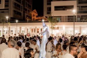 Montesilvano, cena in bianco al Parco Le Vele, con le 5 E