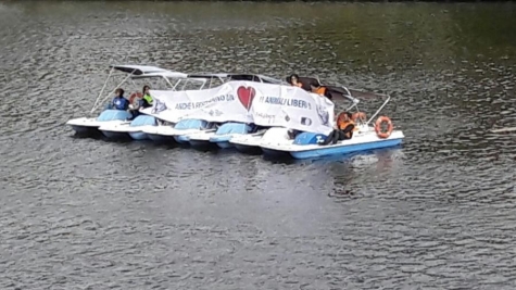 Roma. Flash mob animalisti contro l'acquario Eur