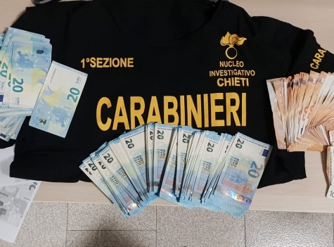 Montesilvano, fermato con 3mila euro di banconote false
