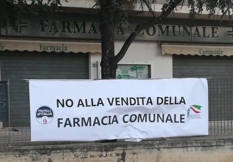 Città Sant'Angelo. "No alla vendita della farmacia comunale"
