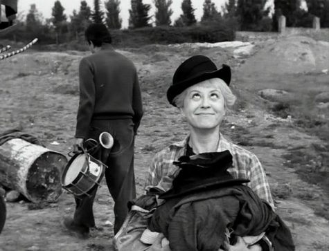 fotogramma tratto dal film "la strada"