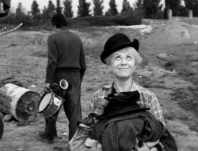 fotogramma tratto dal film "la strada"