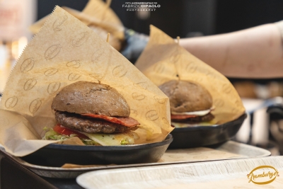 "Vinburger", "Donne, femmine e muse" a Lanciano