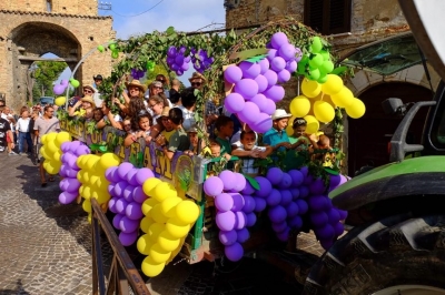 “Festa dell’Uva” con vino e visita alla Atri sotterranea