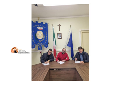 Ricostruzione, responsabilità e stabilità: il Comune di Fossa approva il bilancio e garantisce la continuità dei contratti USRC