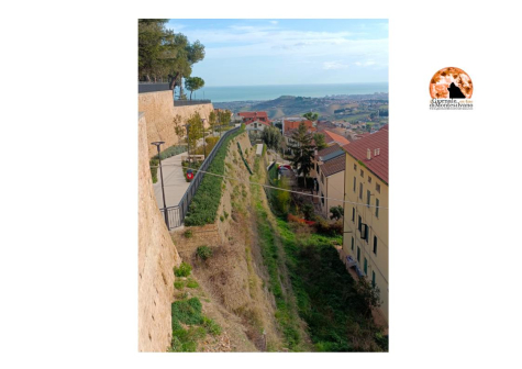 Città Sant'Angelo, Erika Alessandrini: "un pendio che spaventa: intervenga subito il Comune"