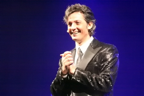 Fiorello, rinviato "L'Ora del Rosario", intossicazione alimentare