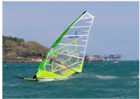 Fossacesia, tempo di windsurf e kitesurf