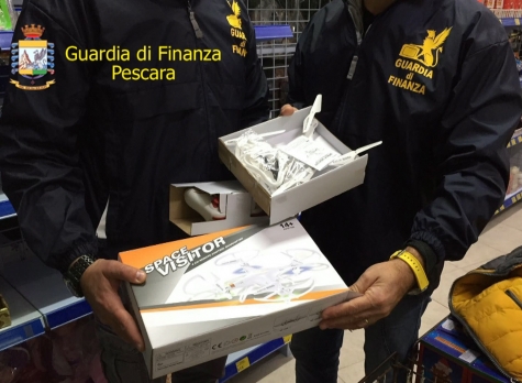  Pescara: sequestrati 55.000 prodotti di elettronica cinese, per 3 milioni euro