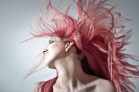 Capelli, come far durare più a lungo la tinta sui capelli